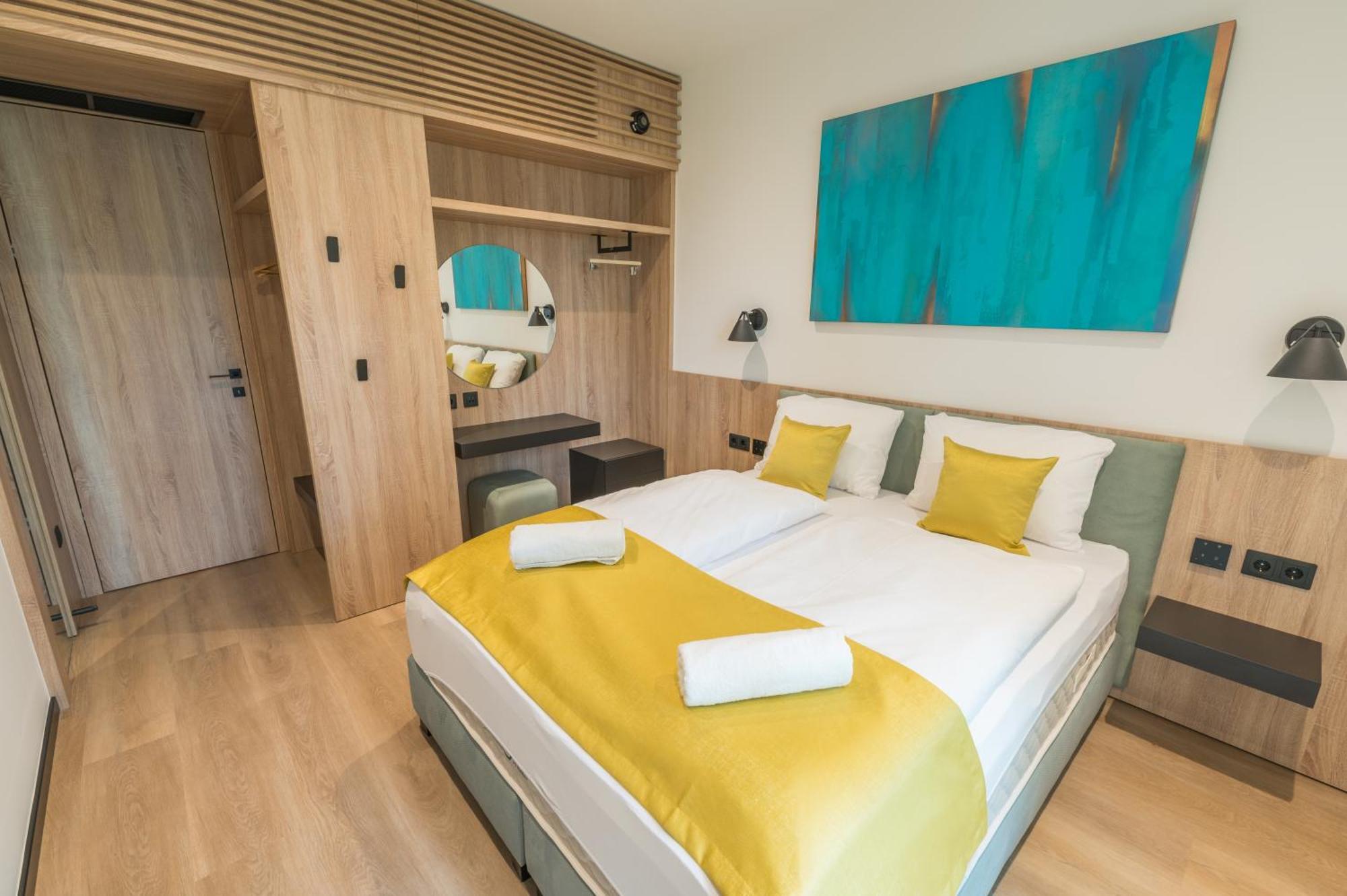 Bj81 Suite Hotel Siófok Rom bilde