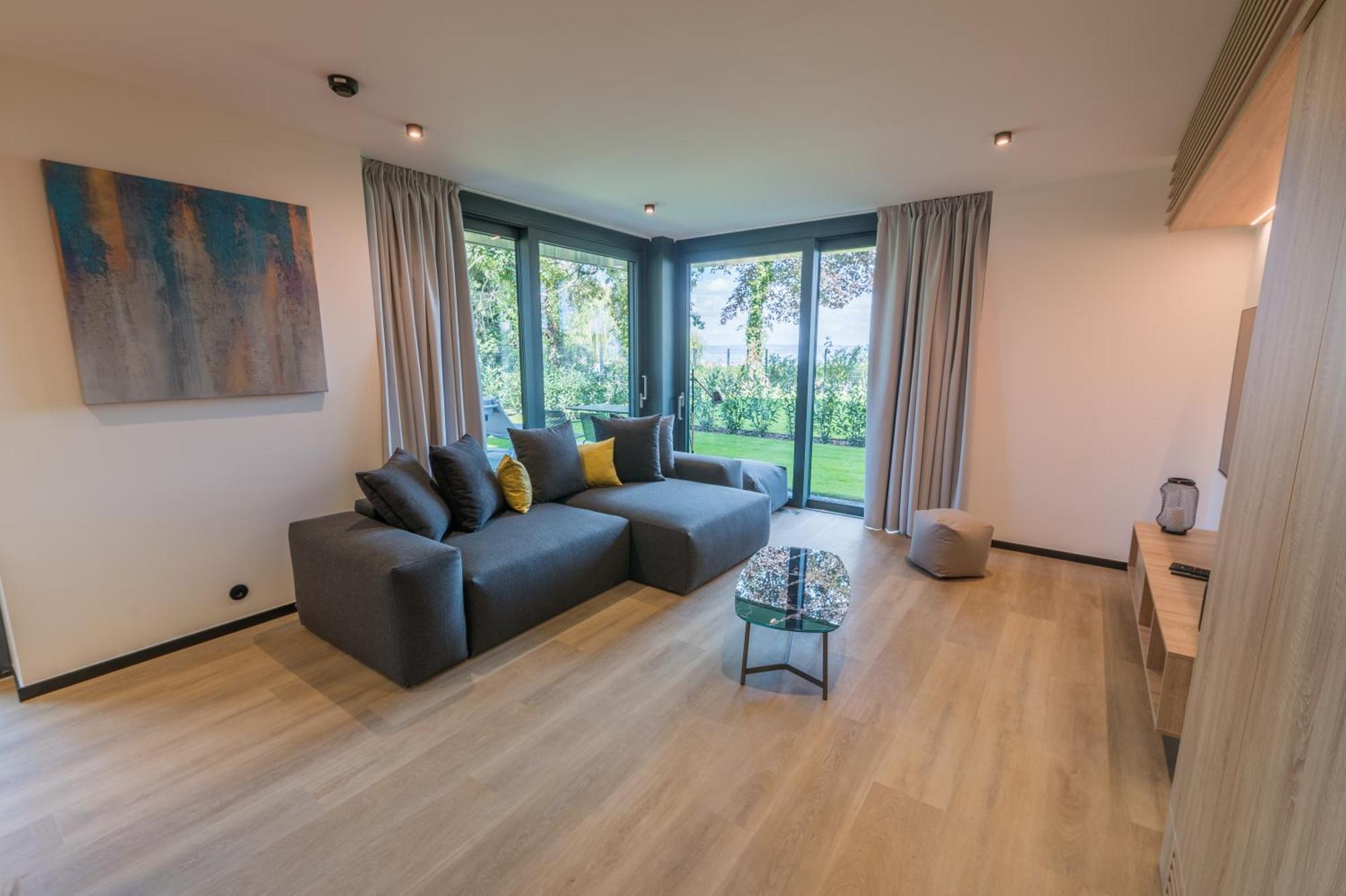 Bj81 Suite Hotel Siófok Eksteriør bilde